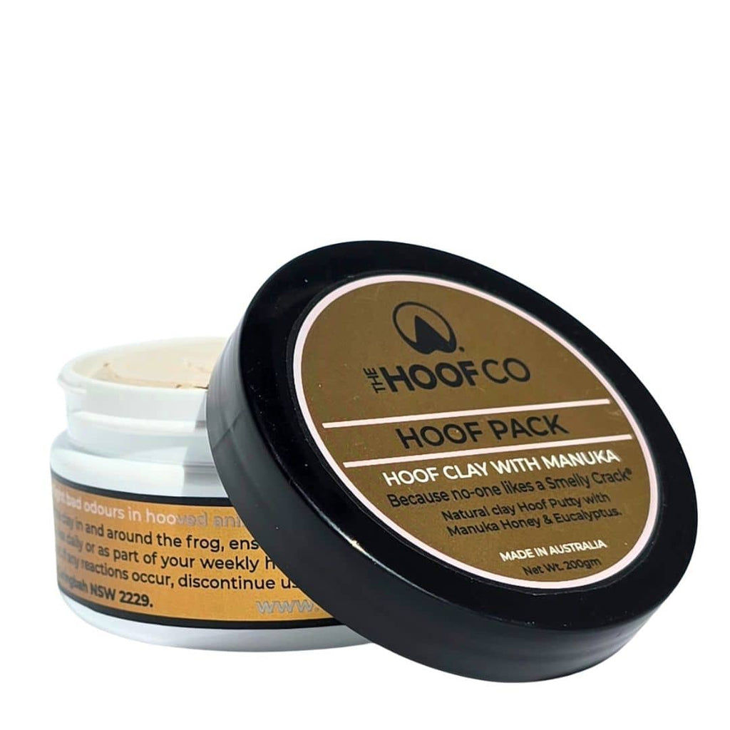 The Hoof Co. Hoof Pack for a "Smelly Crack"