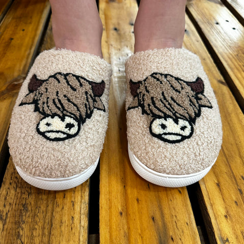 Highland Cow Graphic Slippers
