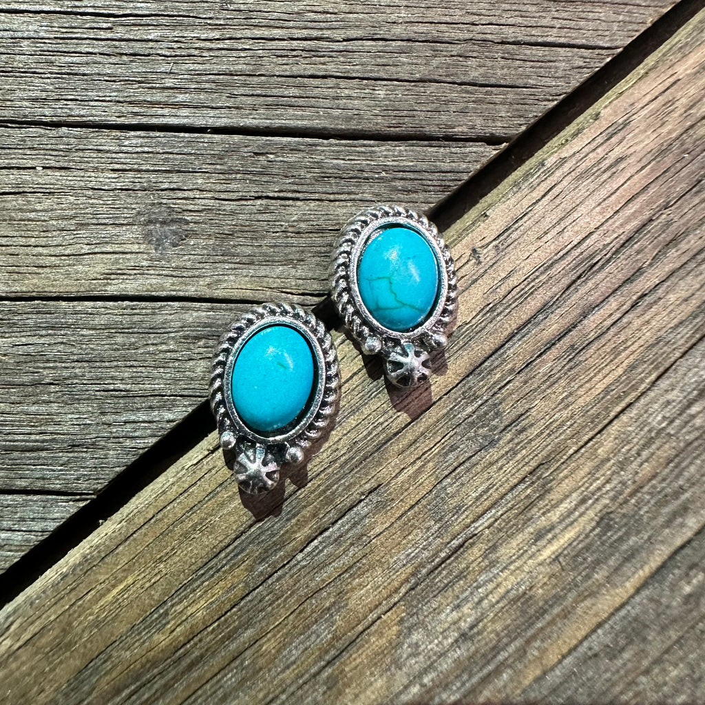 Oval Frisco Stud Earrings