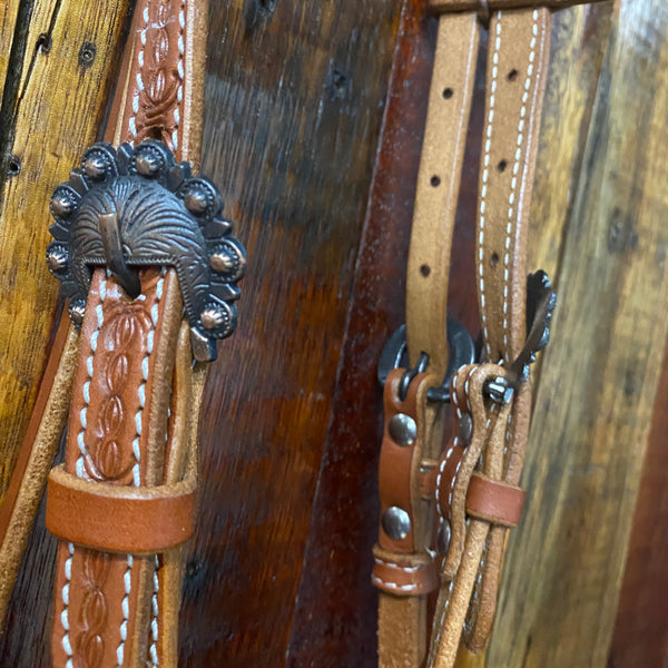 Argentina cow leather futurity headstall with barbed wire tooling