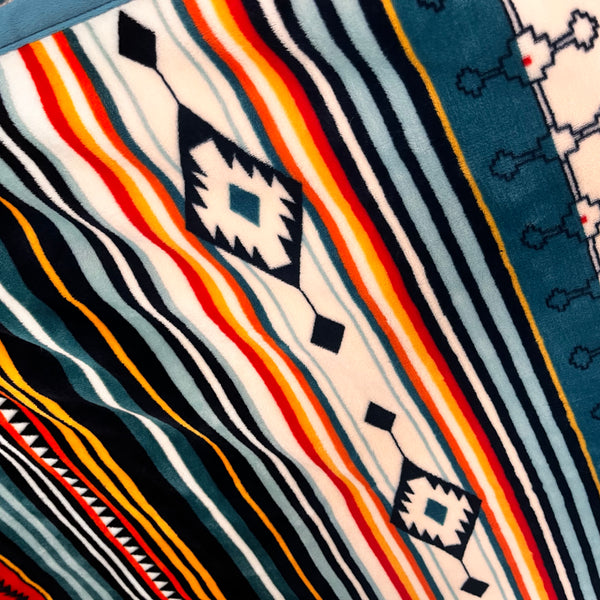 Navajo Aztec Print Fleece Lined Blanket