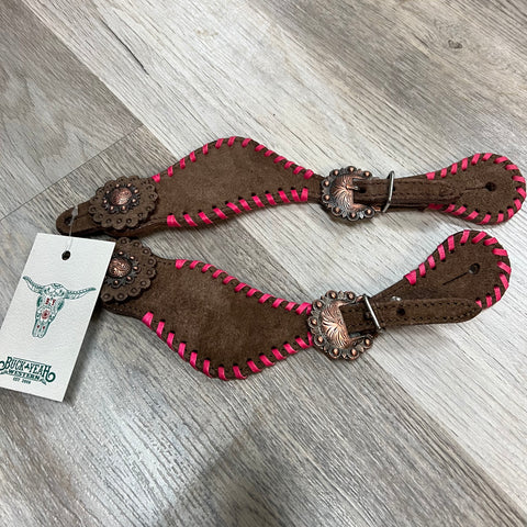 Ladies Leather spur straps with Pink buck stitch trim