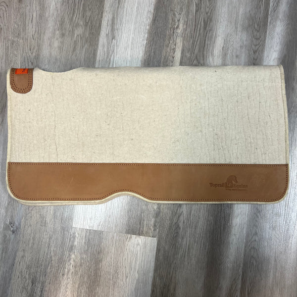 Elite Performance Saddle Pad Square with Cinch cutout